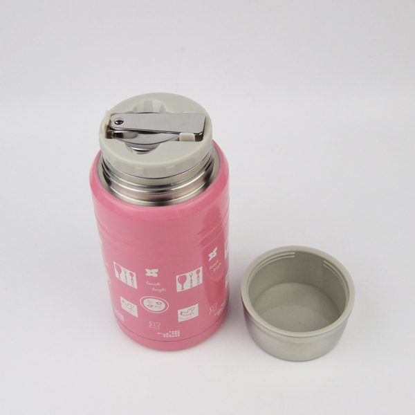 Food flask with spoon